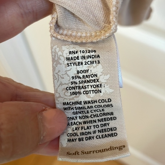 Soft Surroundings Kyela Sharkbite Embroidered Top Tank Champagne M - Picture 4 of 4